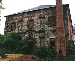 Synagogue in Chechelnik, Ukraine, late 18th c.